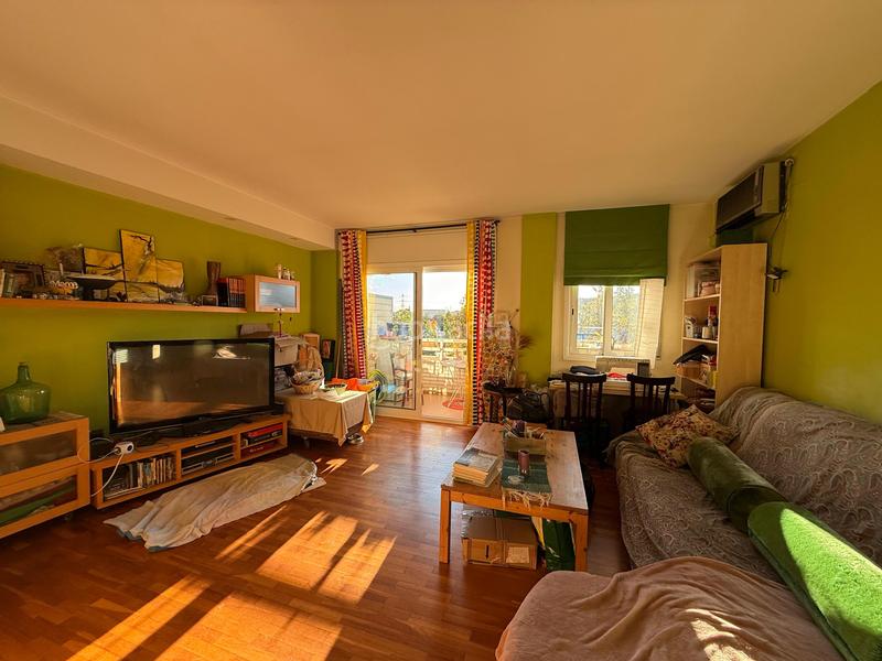 Foto a455c09d-5af6-47fe-9c53-936cf703f8e9. Pis a Centre Sant Boi de Llobregat