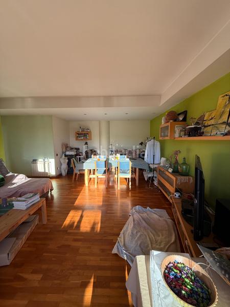 Foto c7900686-ad74-4d37-8105-bc7b83156ad9. Pis a Centre Sant Boi de Llobregat