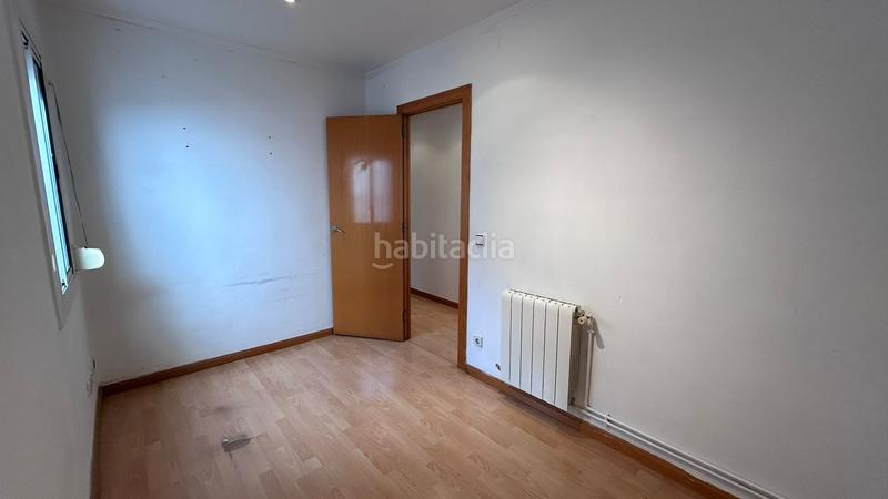 Foto 0720bbb1-2eee-4601-9fd3-e34d28d6a256. Appartement dans La Gavarra Cornellà de Llobregat