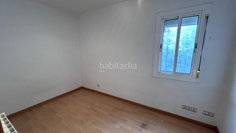 Foto 9d3d7f8f-33cb-4788-8353-e8ae184e2d1a. Appartement dans La Gavarra Cornellà de Llobregat