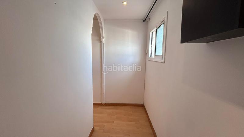 Foto cf32d7ef-4630-40e4-9ef0-a1e07eca5946. Appartement dans La Gavarra Cornellà de Llobregat
