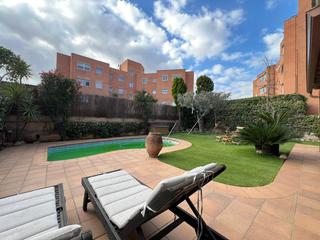 Piso en Serraparera. Vivienda exclusiva con piscina en cerdanyola.