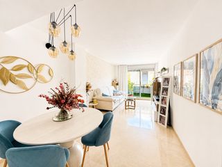 Duplex  Calle barcelona. Ático duplex, con 5 habitaciones, balcón y parking