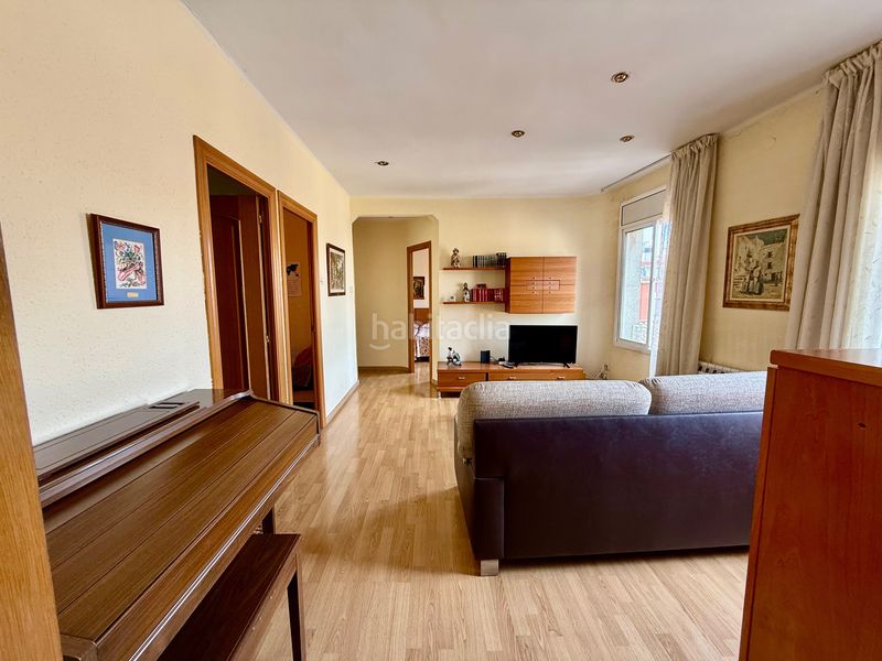 Foto e720c02b-2385-4f29-bc0d-f206829f624b. Piso en Centre Cornellà de Llobregat