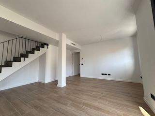 Dúplex a Hostafrancs. Dúplex con terraza en sabadell