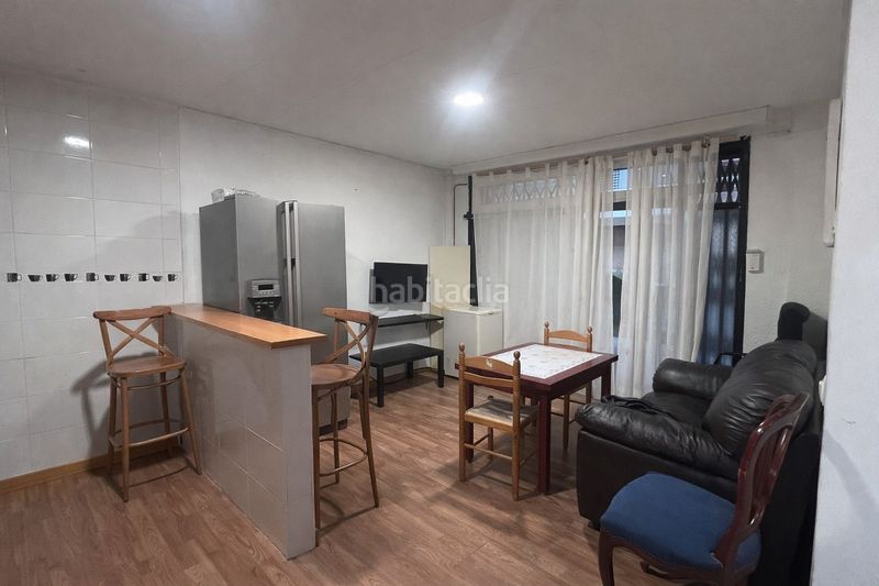 Foto 31e0b577-9740-4370-9f55-4b3daeb74425. Local comercial a Sant Ildefons Cornellà de Llobregat