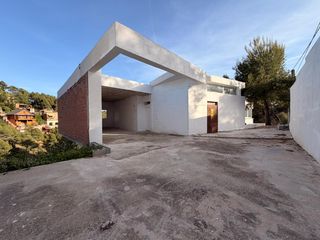 Chalet en Airesol. Casa indipendente en castellar