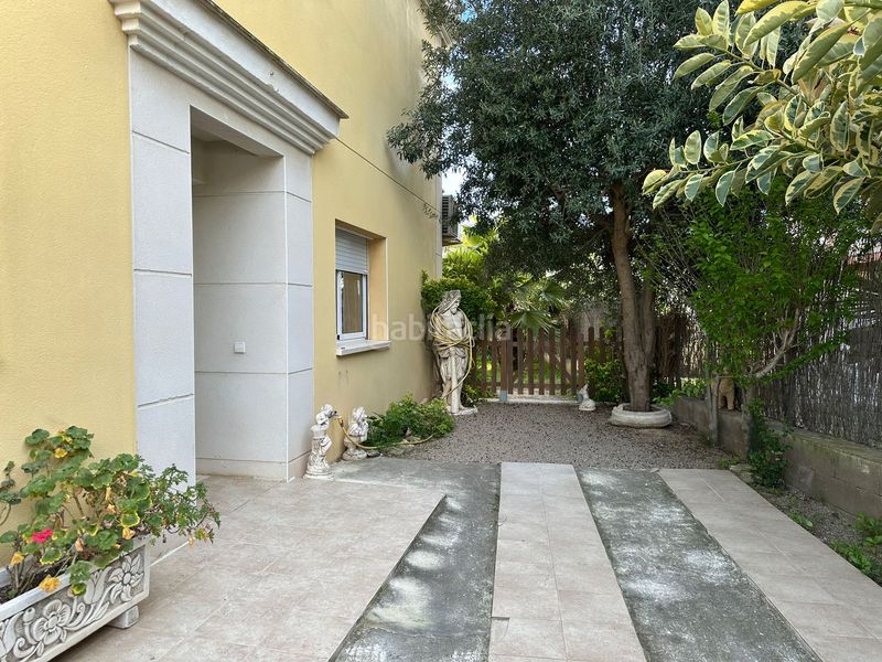 Foto 076719d6-2597-4158-970d-723c43c0a791. Casa adossada amb calefacció aparcament a Roda de Barà