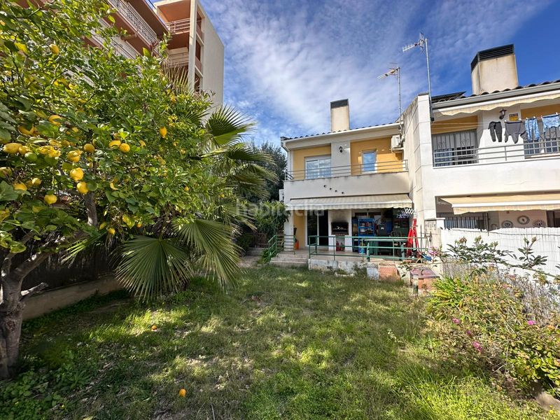 Foto ceed066a-6b84-4ddc-bbe4-54f3b689874e. Casa adossada amb calefacció aparcament a Roda de Barà