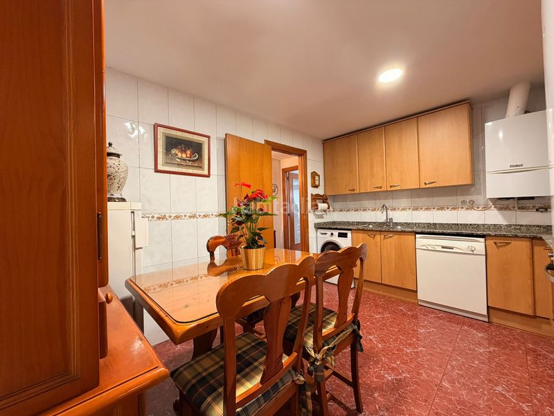 Foto bca88d08-ed3c-4da5-97cd-52d501a85133. Pis amb calefacció a Eixample Sabadell