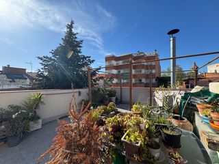 Maison jumelée à Covadonga. Chalet adosado con múltiples posibilidades y gran terraza