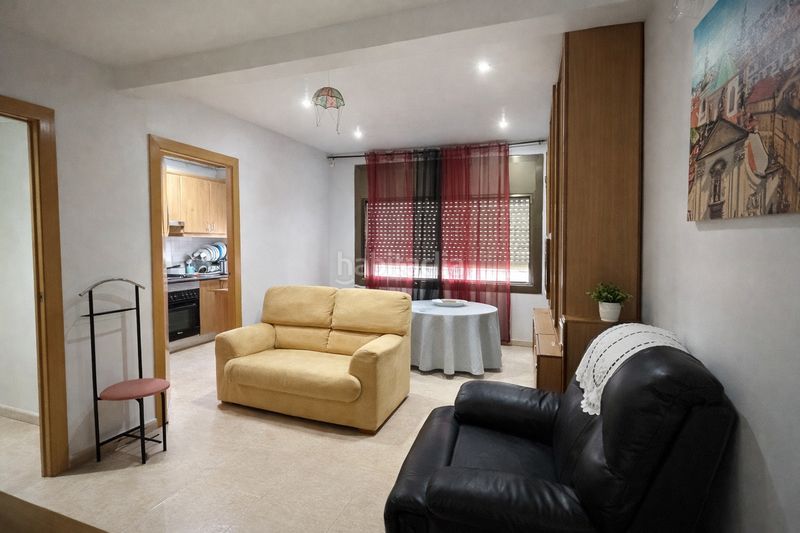 Foto 0d64eb4f-ad79-484a-9dc7-1e76d65333e3. Planta baixa amb calefacció a Centre Viladecans