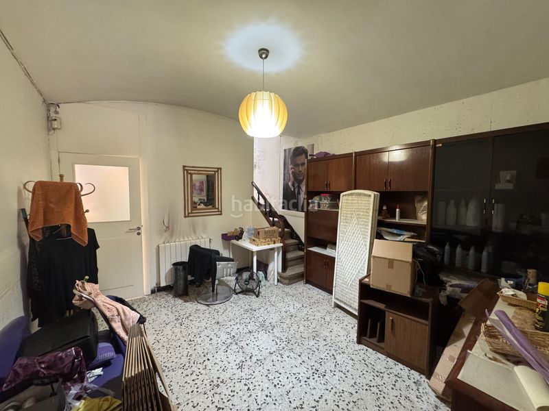 Foto 423dc53d-ab7d-4450-8499-893278256bea. Casa adossada amb calefacció aparcament a Centre Sabadell