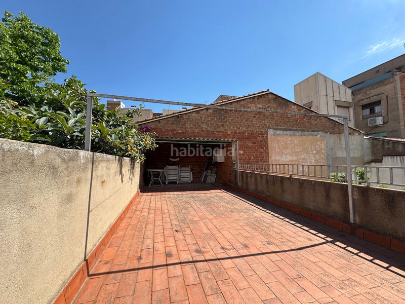 Foto a11a1a07-3d21-421e-88b8-f282fa7acae0. Casa adossada amb calefacció aparcament a Centre Sabadell