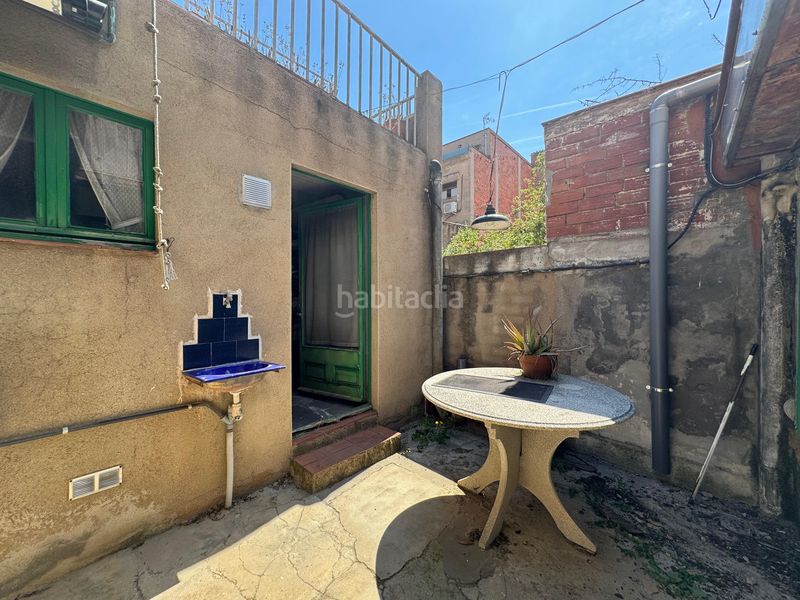 Foto daccc6f8-9c99-48f1-8be1-1b17b154a4af. Casa adossada amb calefacció aparcament a Centre Sabadell