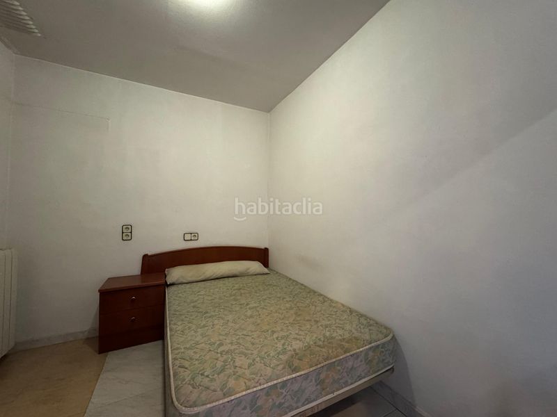 Foto 0363d3e1-54f2-4103-9d05-7c5ae1e24b1c. Casa adossada amb calefacció a Centre Sabadell