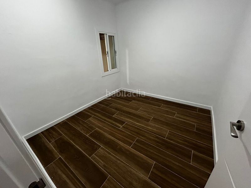 Foto 8c8e6ff1-e641-4b8a-aa4e-ce8956d3069e. Planta baixa a La Gavarra Cornellà de Llobregat