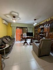 House in Centre