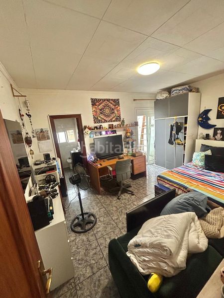 Foto dde62beb-63d9-4f99-a4de-aa56806e0ca1. Casa amb aparcament a Creu de Barberà Sabadell