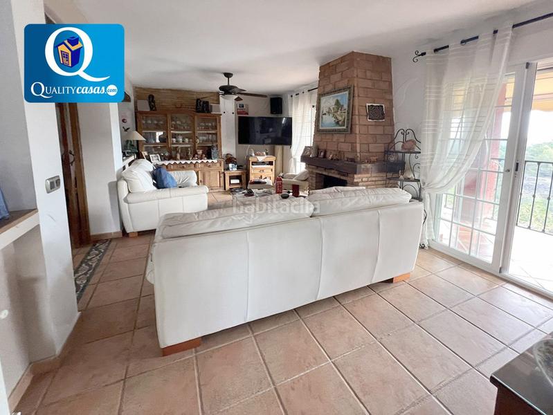 Foto 2ce015d4-3342-48e3-8ba4-1cf8265b9c12. Chalet  en venta en nucia la, 4 dormitorios. en Nucia (la)