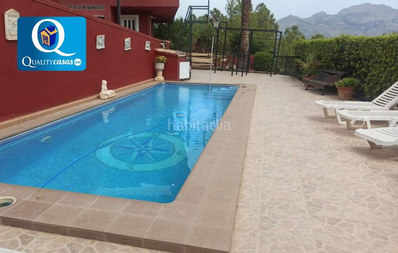 Foto 6fe47d31-e3a8-4bfa-ace5-3caf0fbb7b3d. Chalet  en venta en nucia la, 4 dormitorios. en Nucia (la)