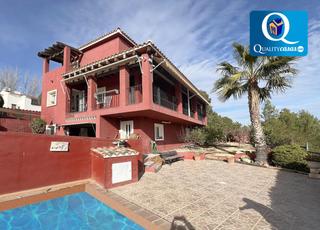 Xalet a La Nucia Pueblo. Chalet en venta en nucia la, 4 dormitorios.