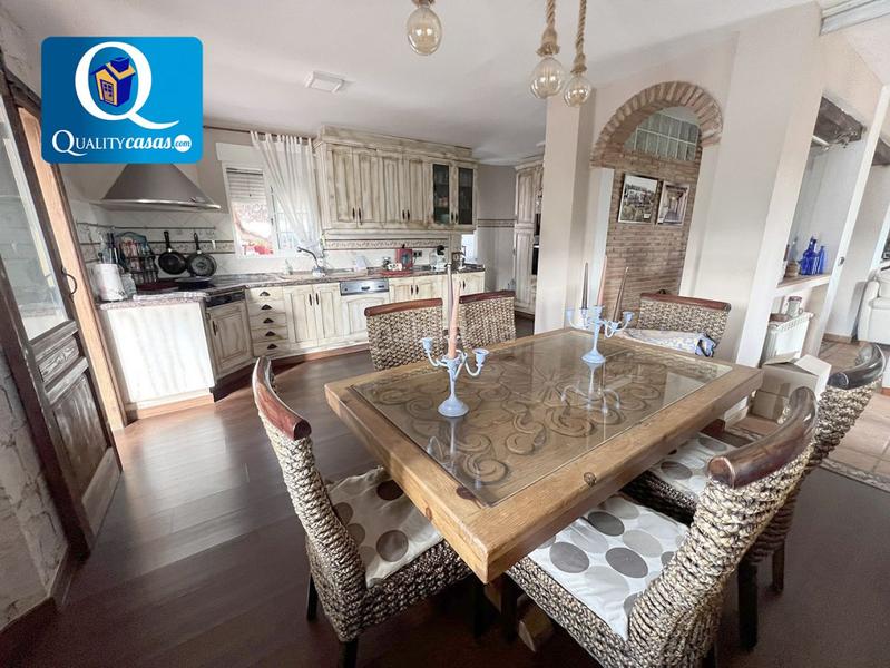 Foto f88bd931-8565-4e4d-a062-b97c6eb4979a. Chalet  en venta en nucia la, 4 dormitorios. en Nucia (la)
