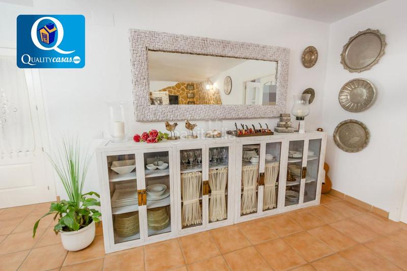 Foto 1aae8c0e-60df-4e42-a939-d0a1f7daa4aa. Chalet  en venta , 4 dormitorios. en Almajada-Ravel Mutxamel