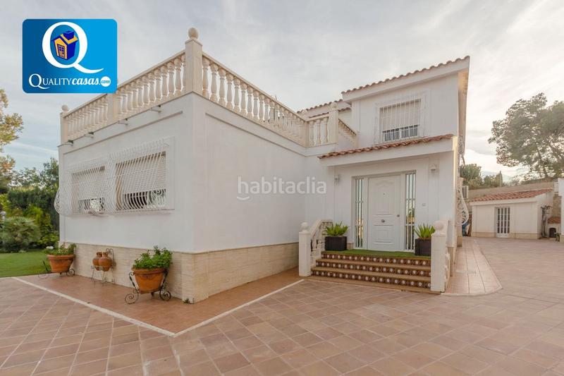 Foto 4c89b227-ca9b-4570-ab47-9aec2f26355a. Chalet  en venta , 4 dormitorios. en Almajada-Ravel Mutxamel