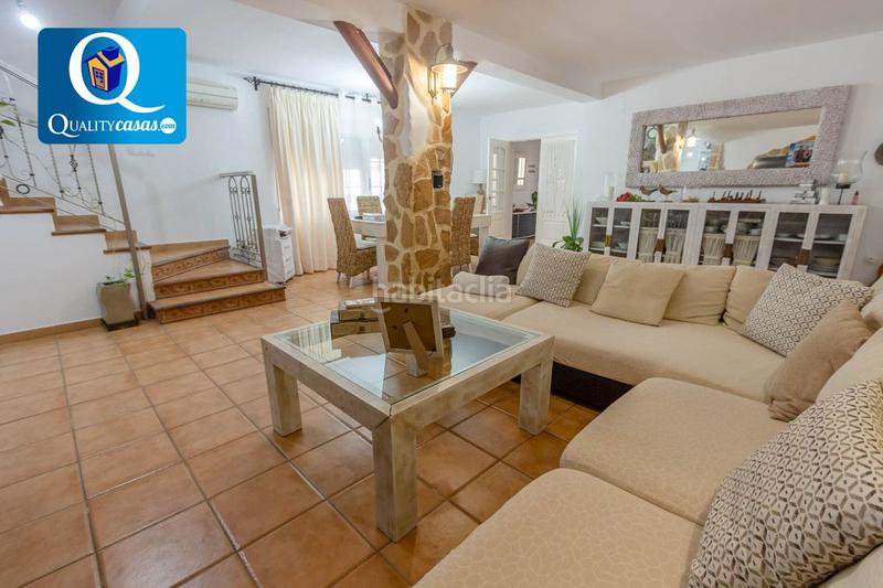 Foto 880aed1e-9e9d-4017-a26e-5216c4479b81. Chalet  en venta , 4 dormitorios. en Almajada-Ravel Mutxamel