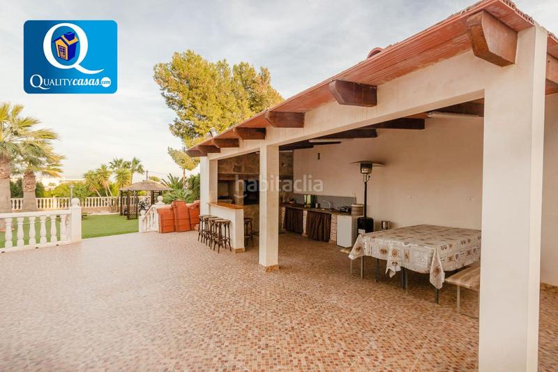 Foto d5d4f623-d705-4b22-ae21-3e9a41a8ca72. Chalet  en venta , 4 dormitorios. en Almajada-Ravel Mutxamel