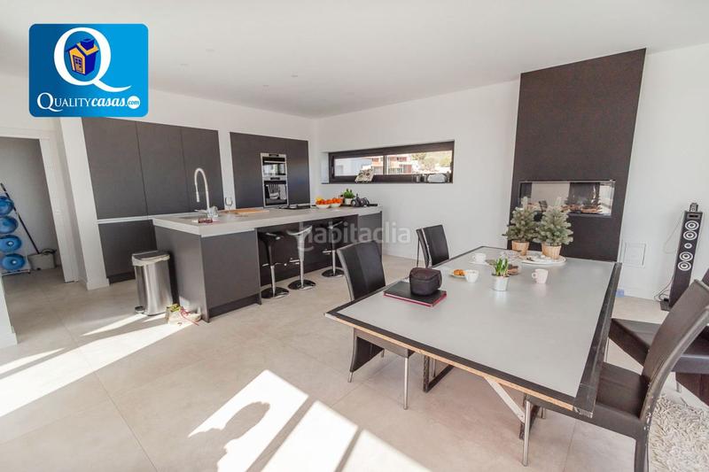 Foto 183ee658-a72a-4b59-8271-d66a15807abc. Chalet mit heizung parking in Golf Bahía Finestrat