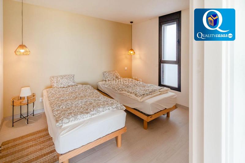 Foto 7ff1ba10-1fc6-4c85-b40f-d16776374799. Chalet mit heizung parking in Golf Bahía Finestrat