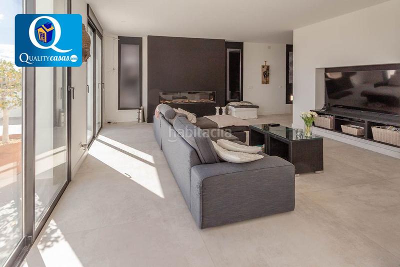 Foto d56e353b-1e29-42a0-97f3-fccaa0c22b84. Chalet mit heizung parking in Golf Bahía Finestrat