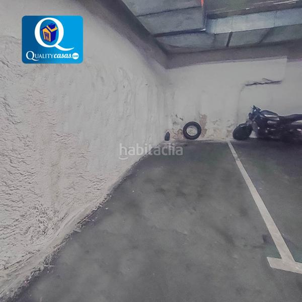 Foto ca785abb-ea4a-40d4-8bd5-fe9fa0e3a343. Posto auto in Ensanche-Diputación Alicante