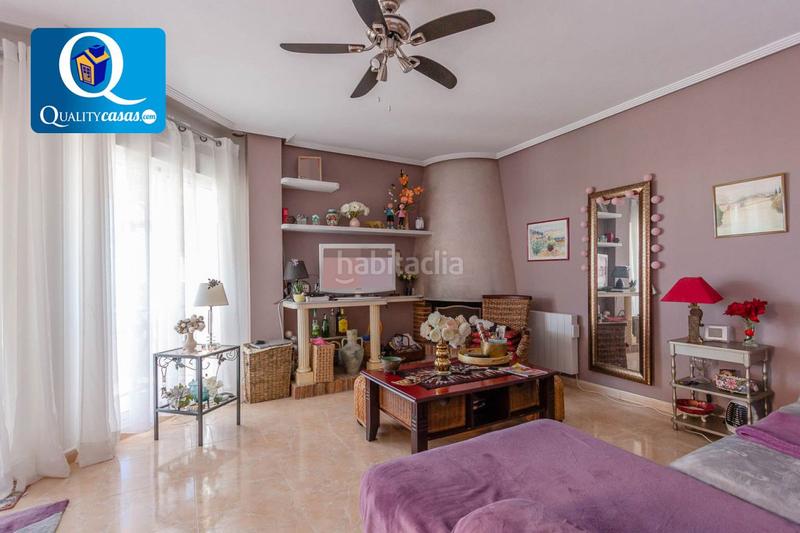 Foto 49a9b963-1b7e-4cbb-bd4d-1a8e4902e7af. Chalet  en venta en cotoveta, 3 dormitorios. en Mutxamel