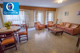 Appartement à Ensanche-Diputación. Piso en venta en centro  alfonso el sabio, 4 dormitorios.