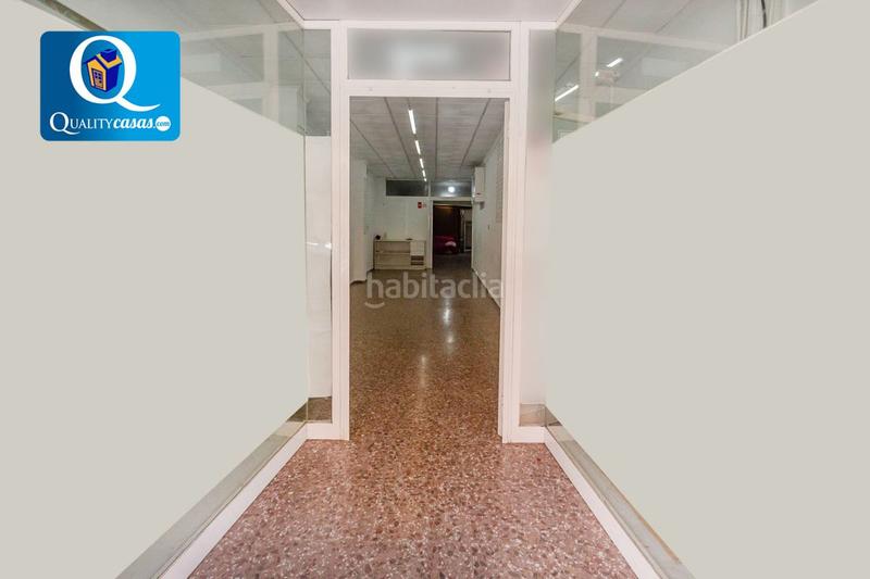 Foto 053a8d7c-b394-41da-bf2b-8ba154ba95c9. Local comercial local en venta en centro. en El Carril - Paseo de Chapi Villena