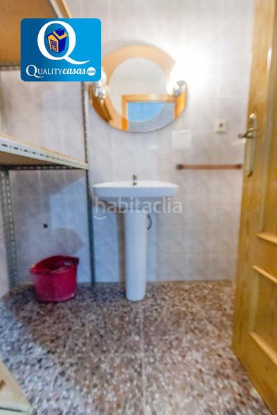 Foto d9d1315a-2191-4d69-b343-816ea596a030. Local comercial local en venta en centro. en El Carril - Paseo de Chapi Villena