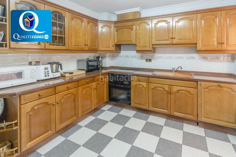 Foto bd8f4a4c-1b0e-4678-9586-bd7db7fbcc34. Casa con riscaldamento in El Carril - Paseo de Chapi Villena