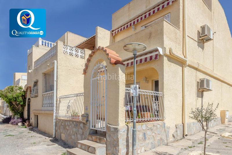 Foto 074418b8-c6ed-41c1-a689-56fe83f5f39d. Semi detached house in San Fulgencio
