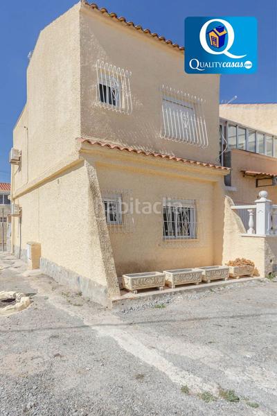 Foto 0c08667c-99f7-41c9-9d78-df51a9c8a2cc. Semi detached house in San Fulgencio