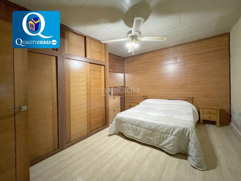 Foto 30d20cb2-e0bc-4dd8-89d5-408990c078f2. Casa adossada a Busot