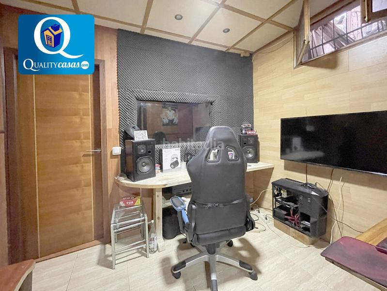 Foto 43420479-9b5a-48c6-8b07-0f4f05149b7a. Casa adossada a Busot