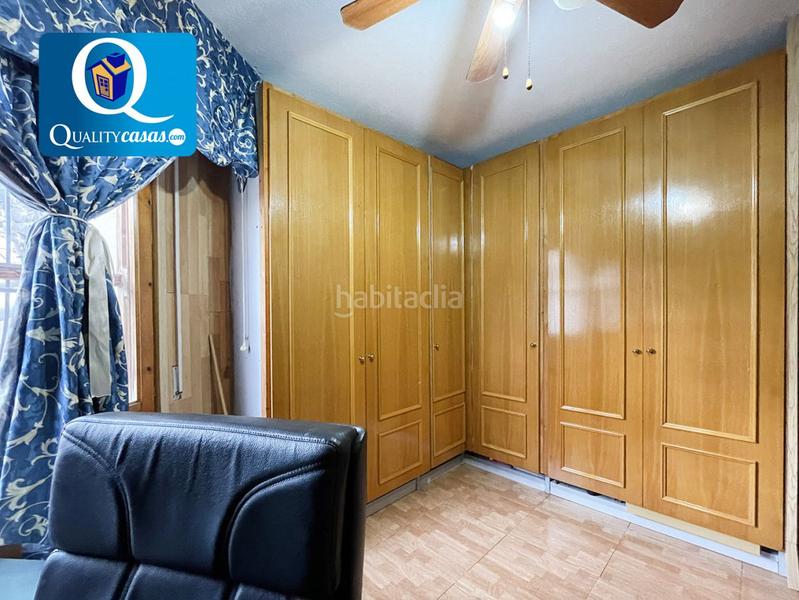 Foto a40a367d-7a86-4c9b-8a4d-78a8992d811e. Casa adossada a Busot