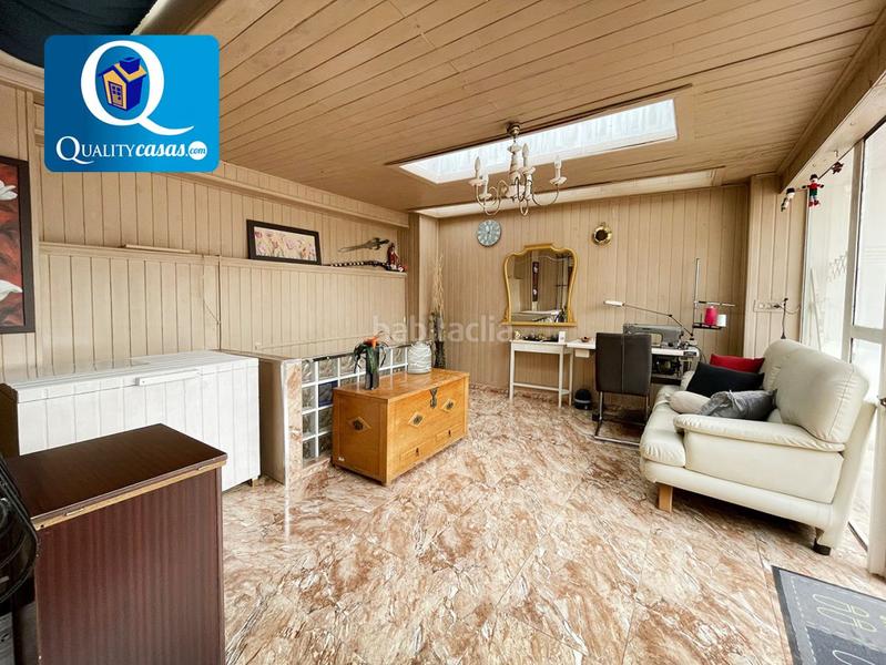 Foto f777b395-cbc3-4c4b-bc0a-bf5206885e09. Casa adossada a Busot