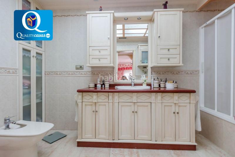 Foto 8d6df1d9-4c7c-4a4e-ad4f-235663cd9c7b. Casa a schiera con parcheggio in Crevillente