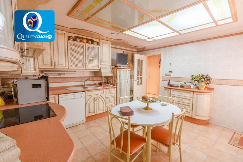 Foto c68e450e-3068-483e-98d1-6bc915a21c98. Casa a schiera con parcheggio in Crevillente