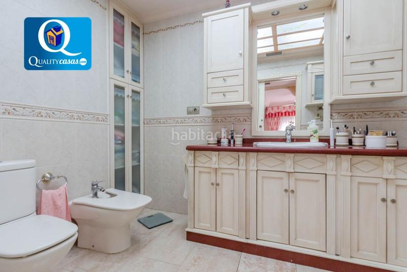 Foto e8ac8848-ef0b-4e97-b171-7952e9ca46c7. Casa a schiera con parcheggio in Crevillente