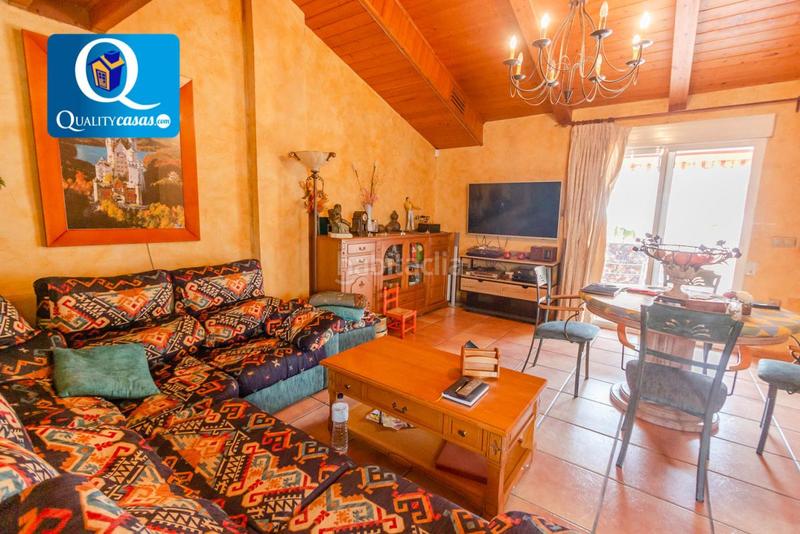 Foto f6610520-8dac-4352-ba84-96849d5efee5. Casa a schiera con parcheggio in Crevillente